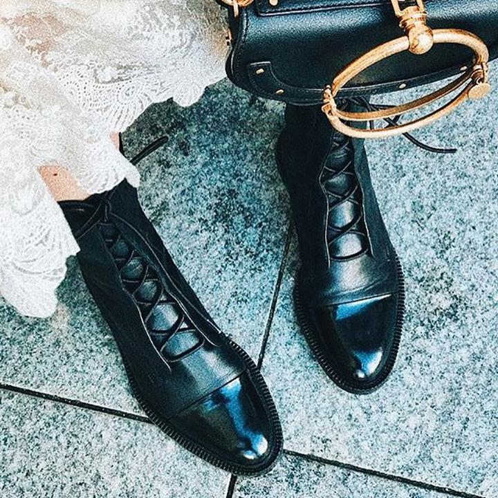 Botas de Cuero con Punta de Charol | SARA™