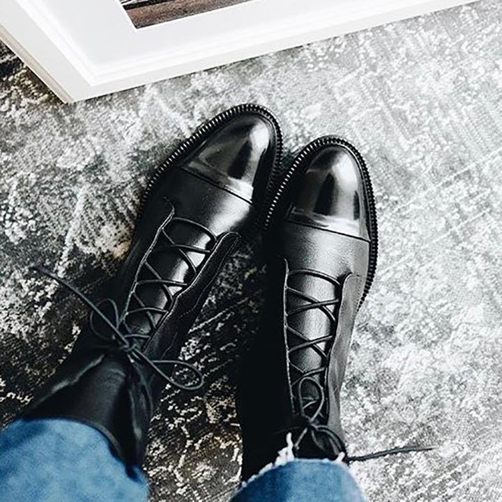 Botas de Cuero con Punta de Charol | SARA™
