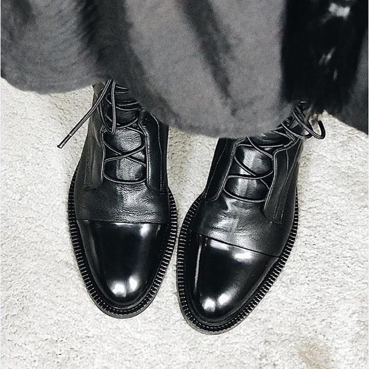 Botas de Cuero con Punta de Charol | SARA™