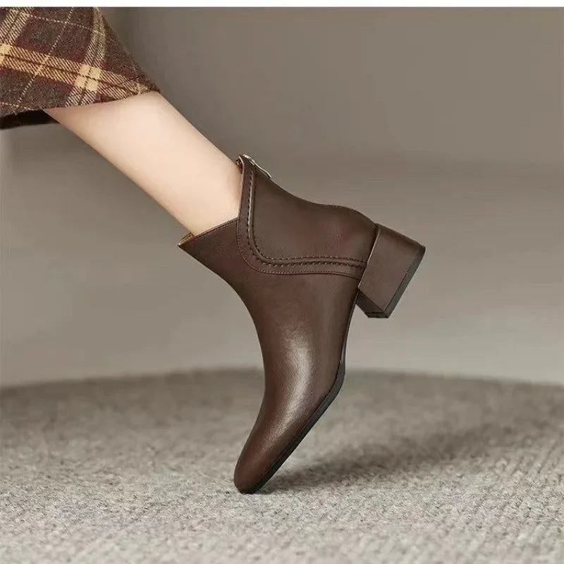 Botas de cuero con tacón | SAMIRA™