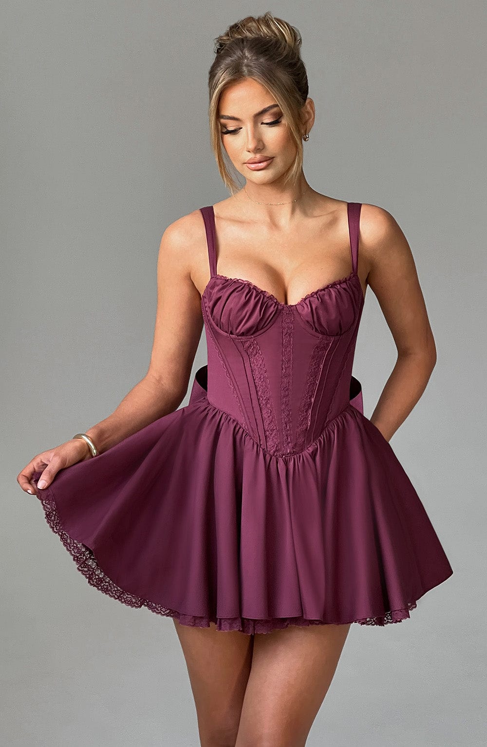 Vestido Mini Josie - Laca de Cereza